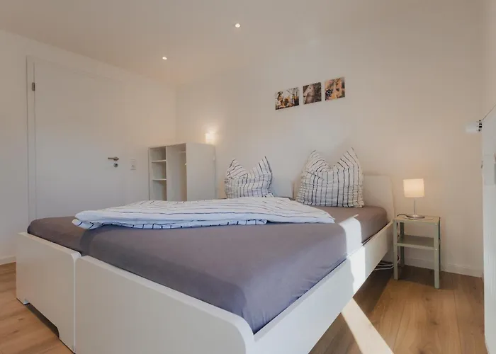 Bürgstadt, Am Bischof Mit Sonnenterrasse, 1 Bis 4 Betten Apartamento *
